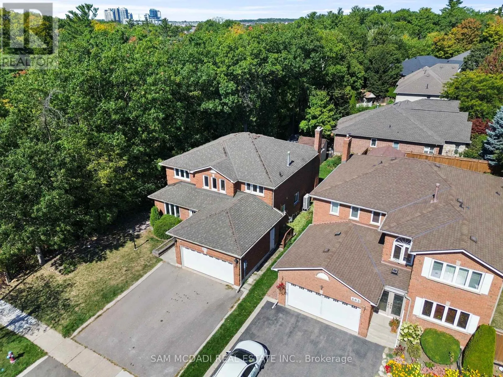 459 GLENASHTON DRIVE