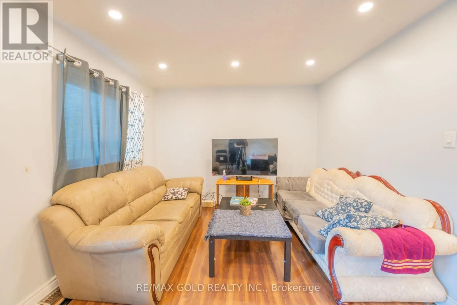 107 - 900 CENTRAL PARK DRIVE