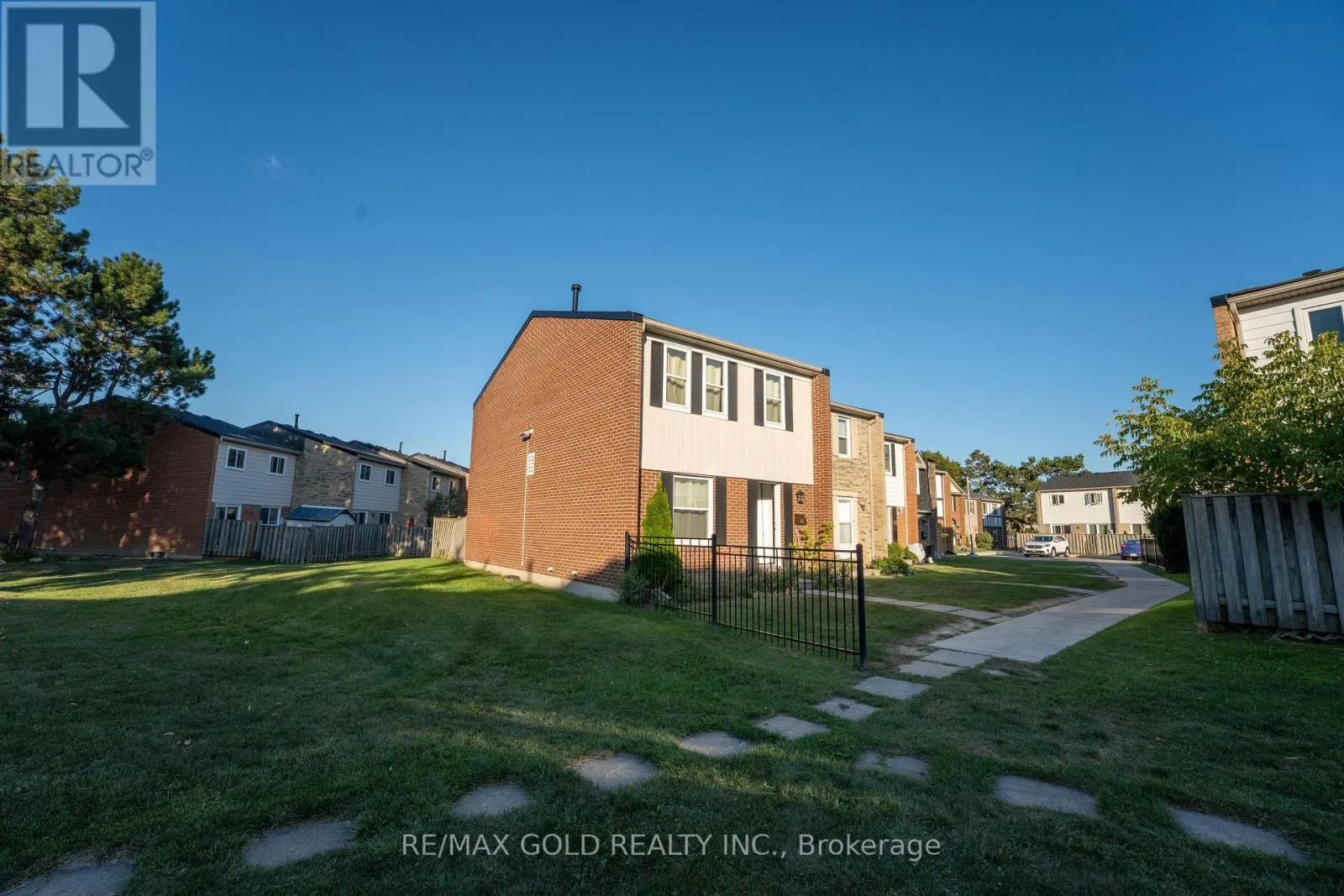 107 - 900 CENTRAL PARK DRIVE