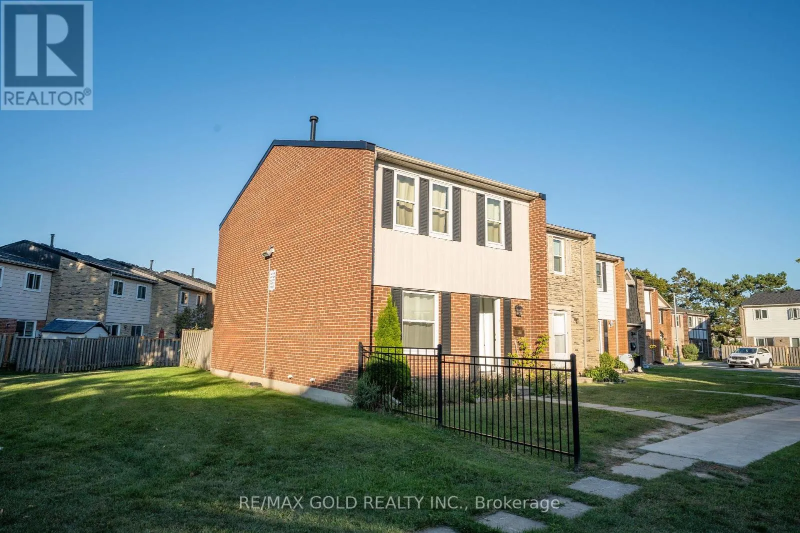 107 - 900 CENTRAL PARK DRIVE