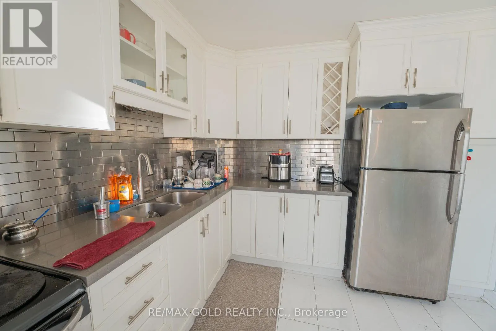 107 - 900 CENTRAL PARK DRIVE
