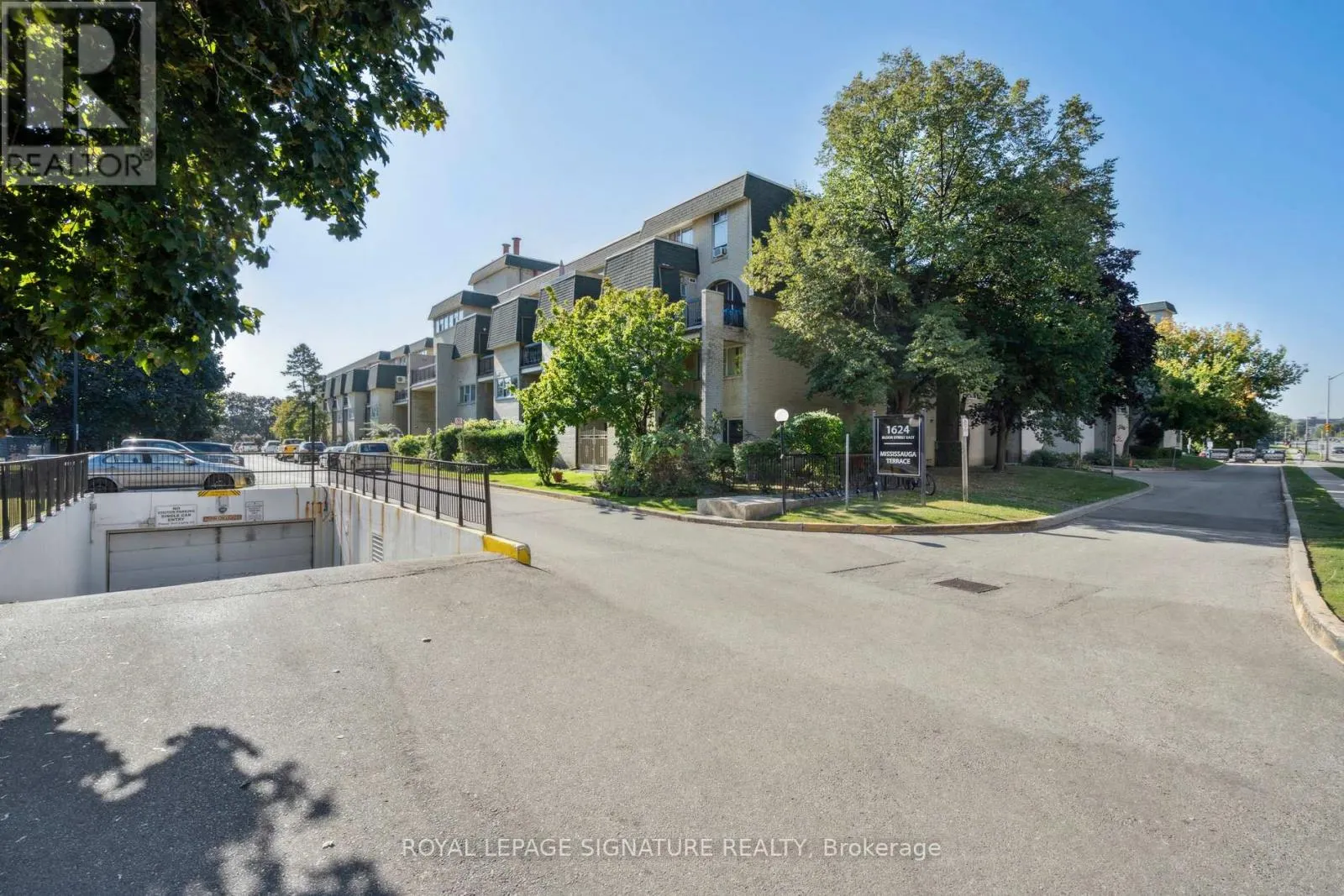 51 - 1624 BLOOR STREET