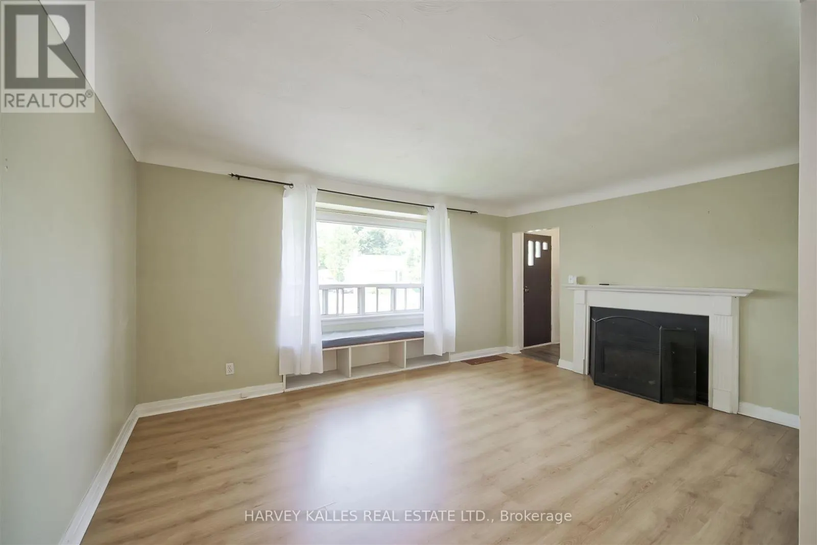247 JENNINGS CRESCENT