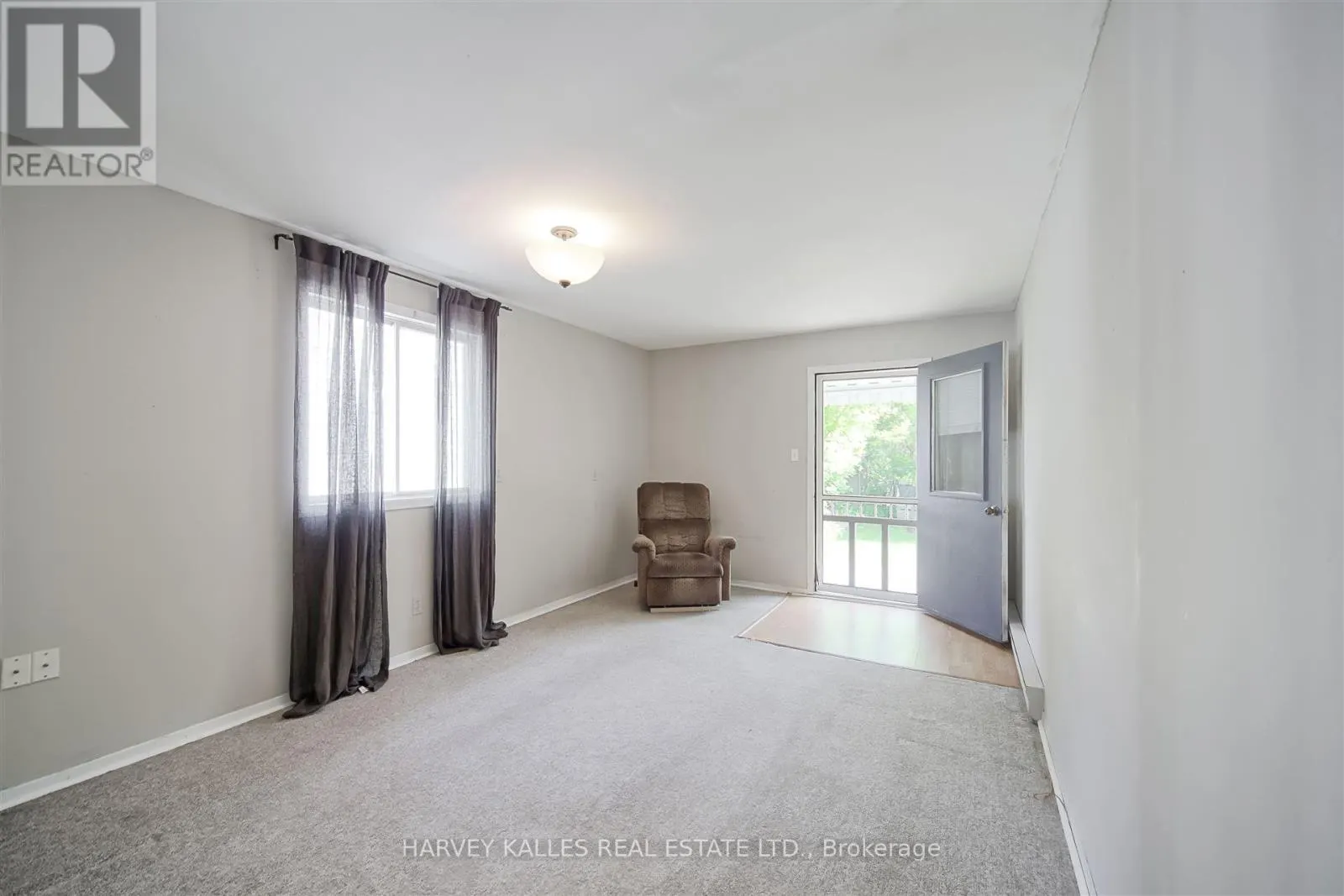 247 JENNINGS CRESCENT