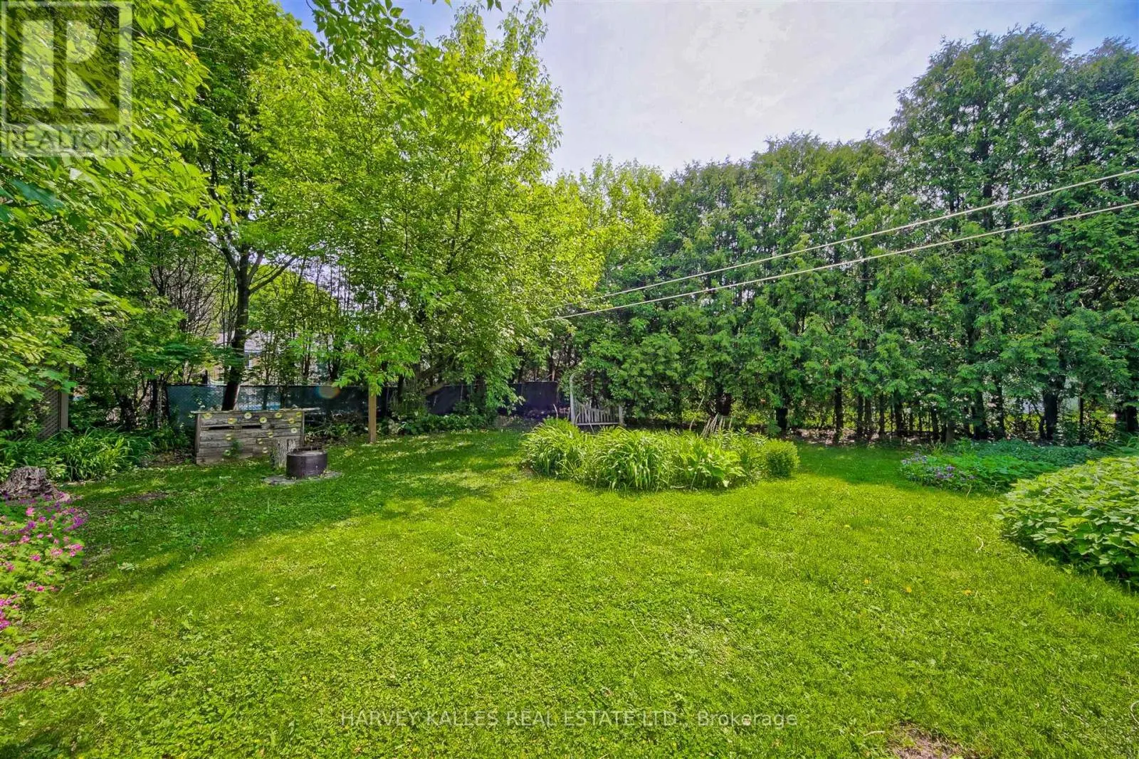 247 JENNINGS CRESCENT