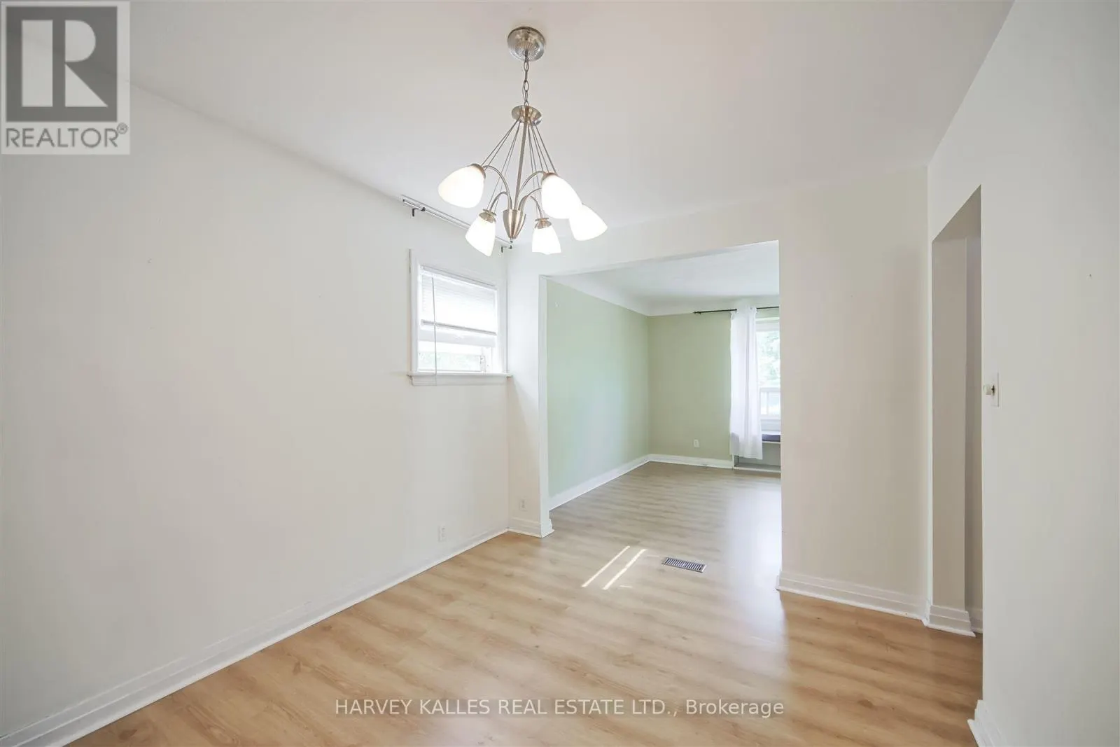 247 JENNINGS CRESCENT