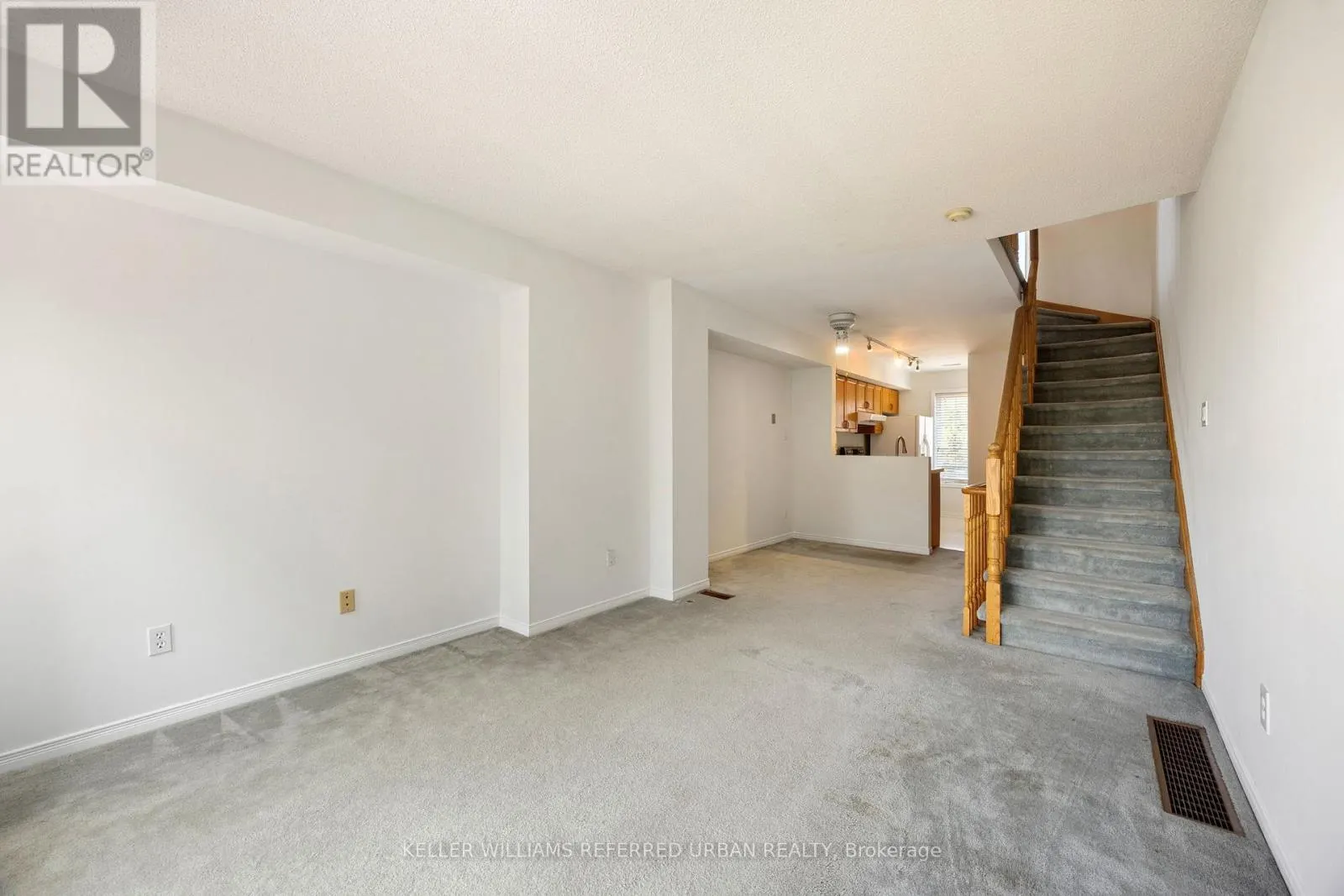 19 - 3895 DOUG LEAVENS BOULEVARD