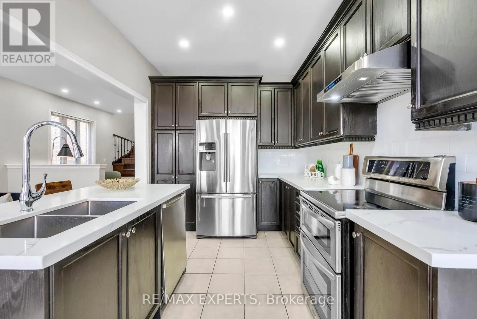 25 WATERVILLE WAY