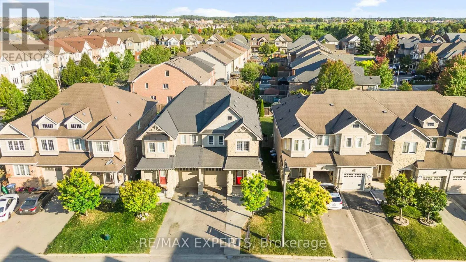 25 WATERVILLE WAY