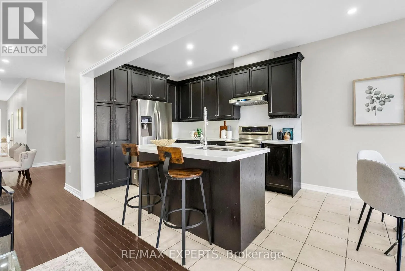 25 WATERVILLE WAY