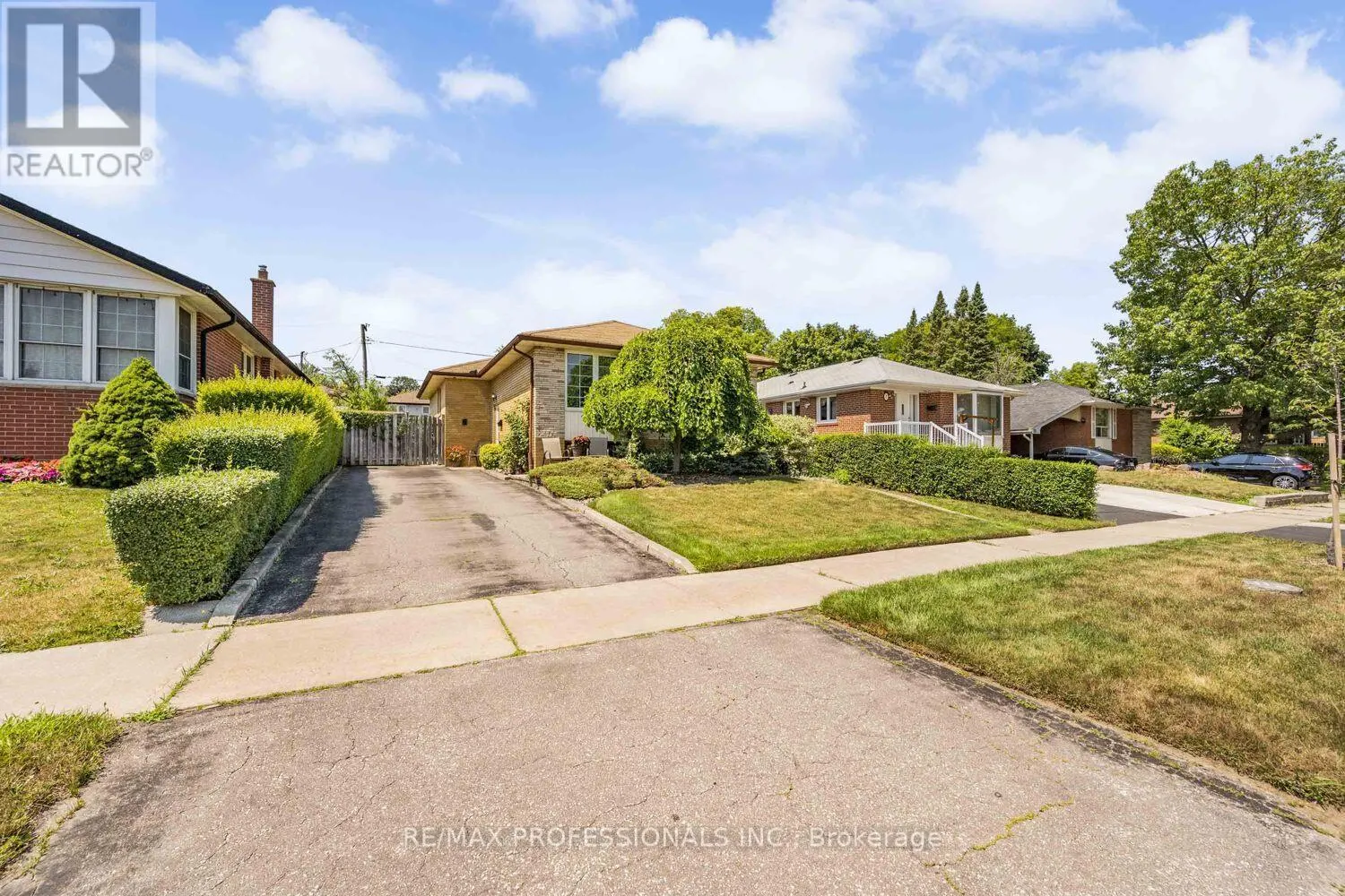 6 JOSHUA AVENUE