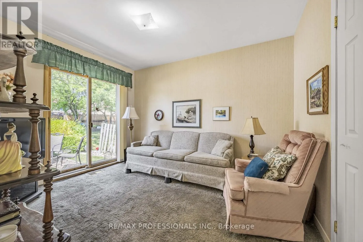 6 JOSHUA AVENUE