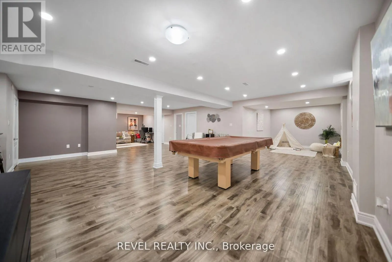 BASEMENT - 31 SAINT HUBERT DRIVE