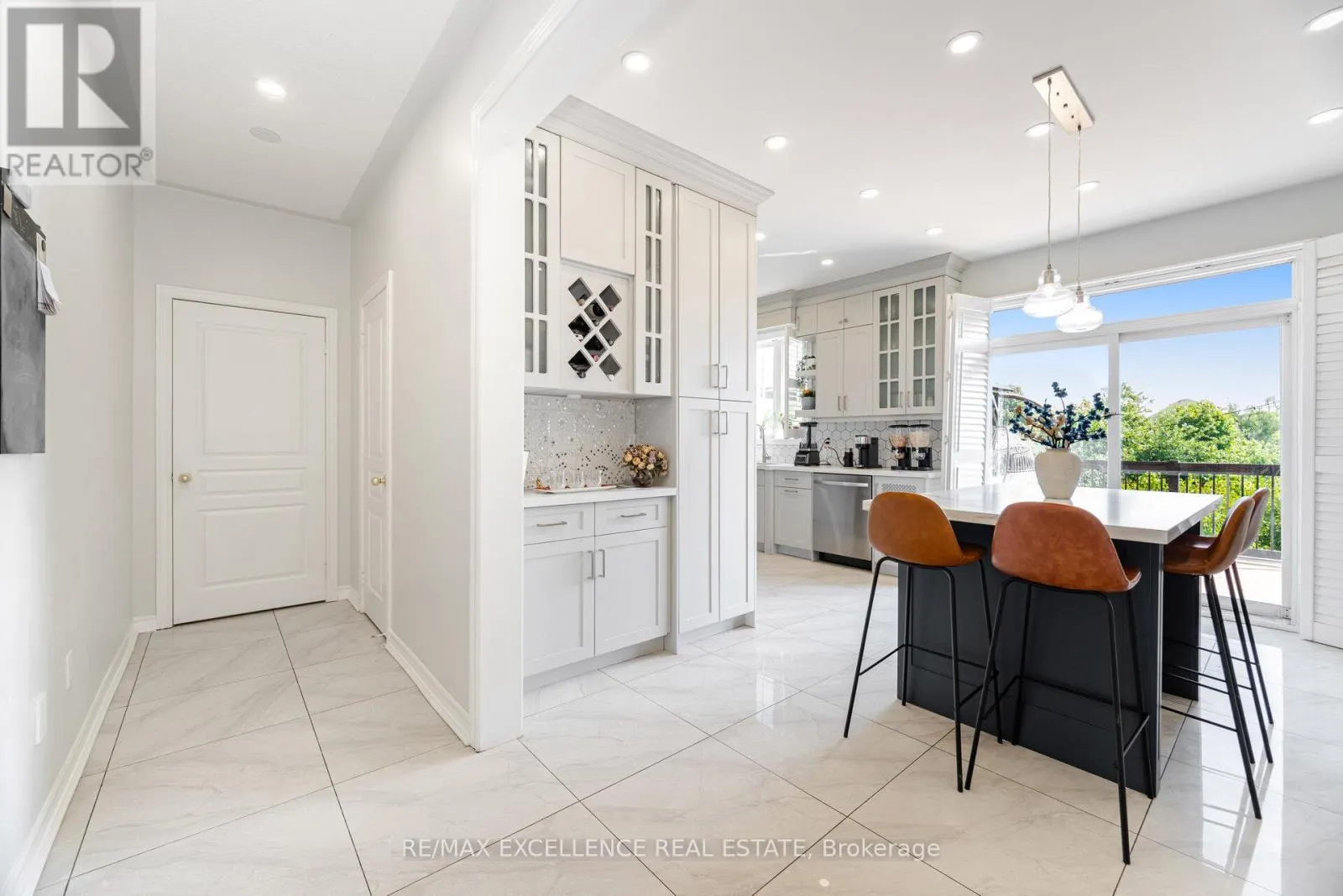 73 GARDENBROOKE TRAIL