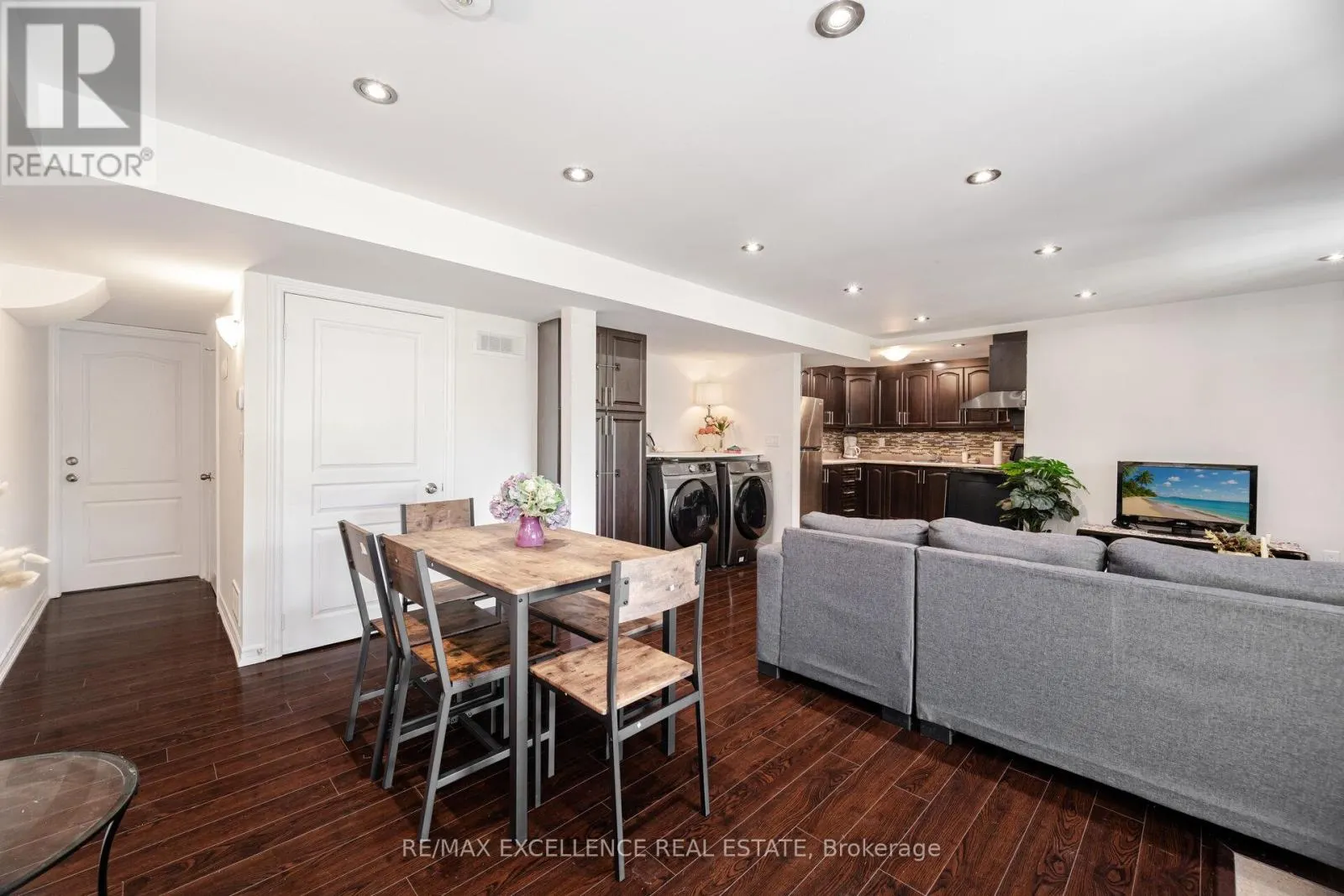 73 GARDENBROOKE TRAIL