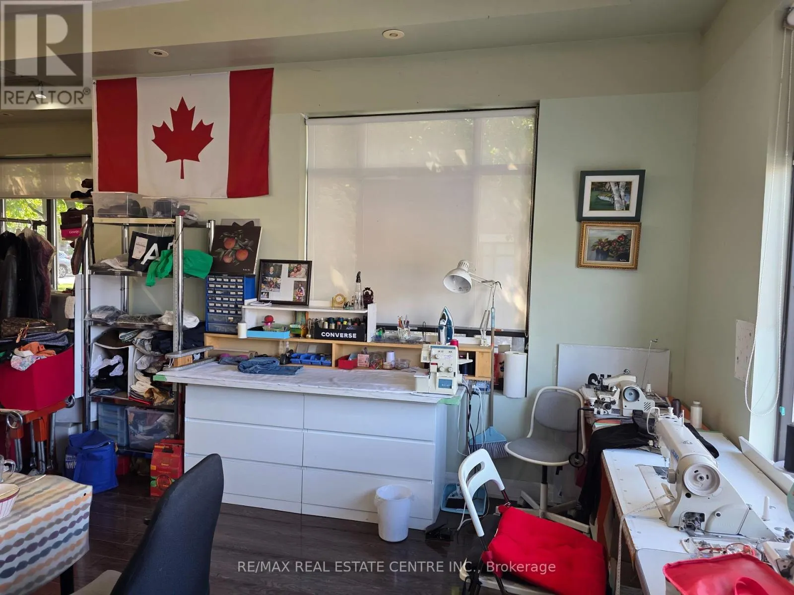 165 LAKESHORE ROAD E