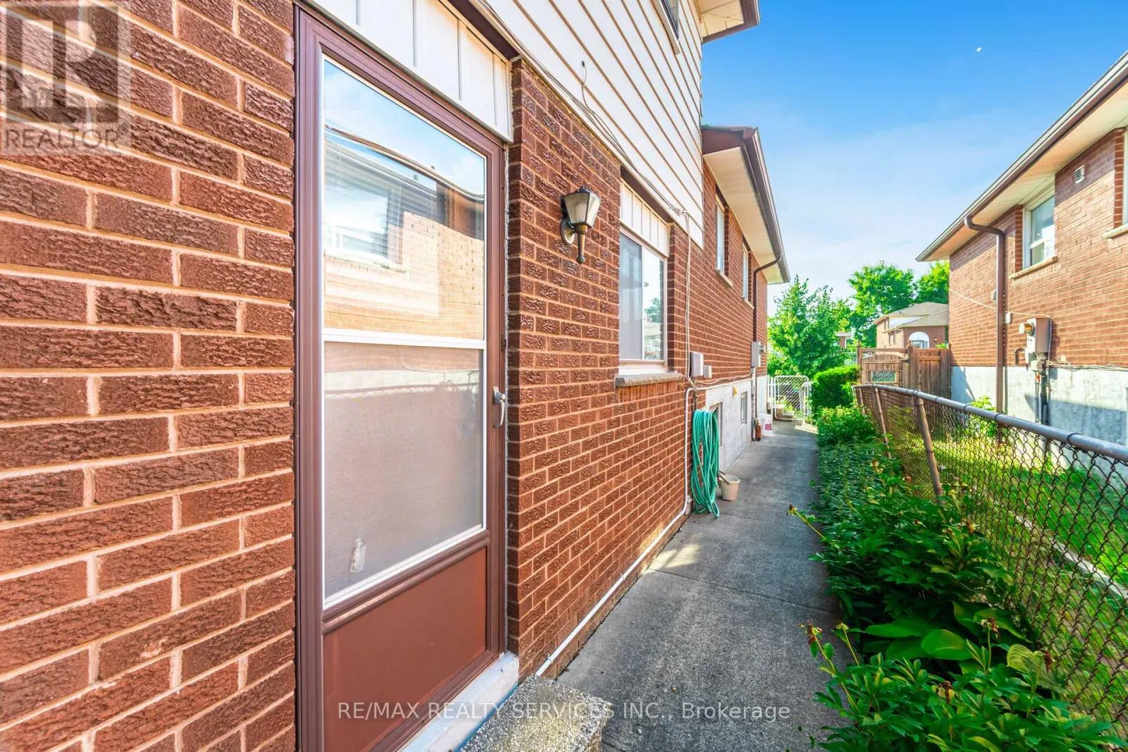 33 TOLTON DRIVE