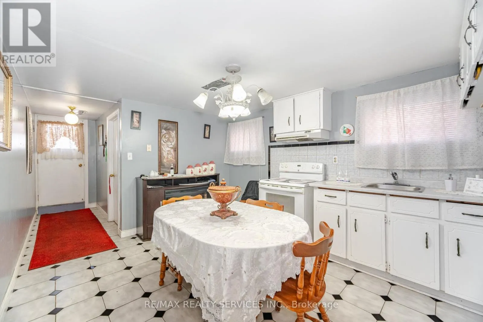 33 TOLTON DRIVE