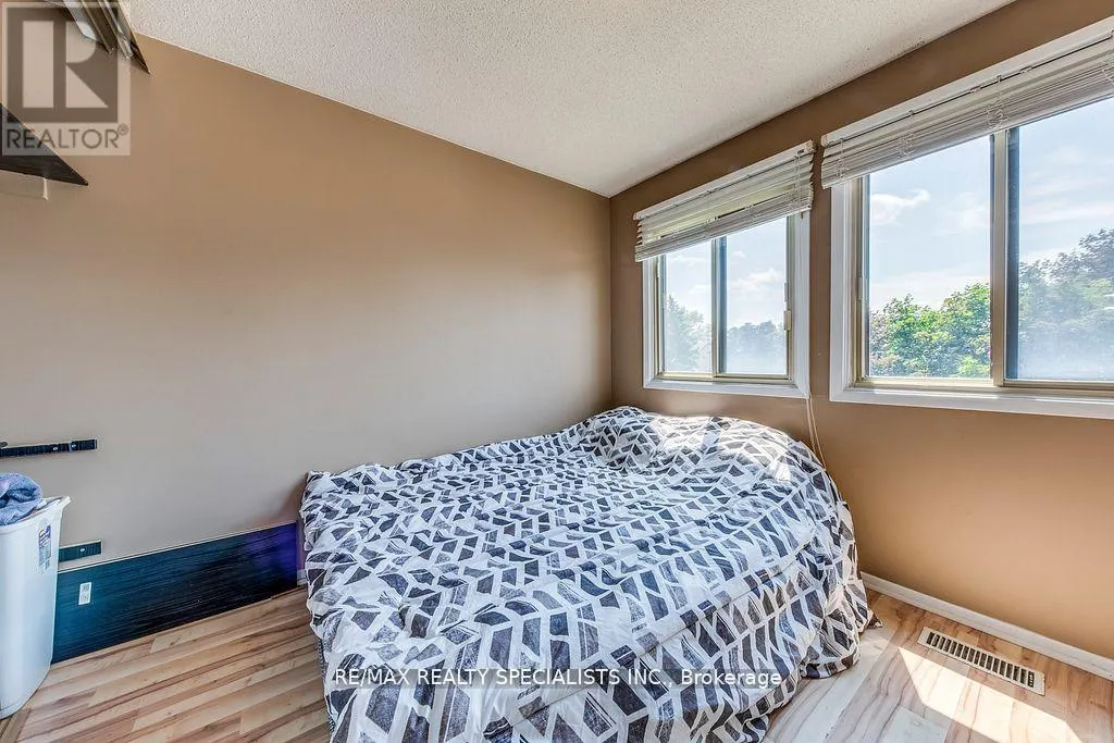 22 SCOTIA DRIVE