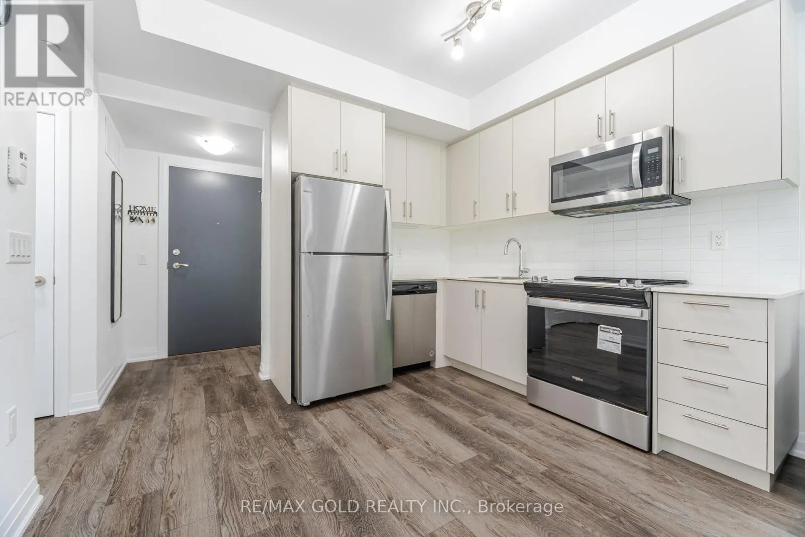 113 - 95 ATTMAR DRIVE