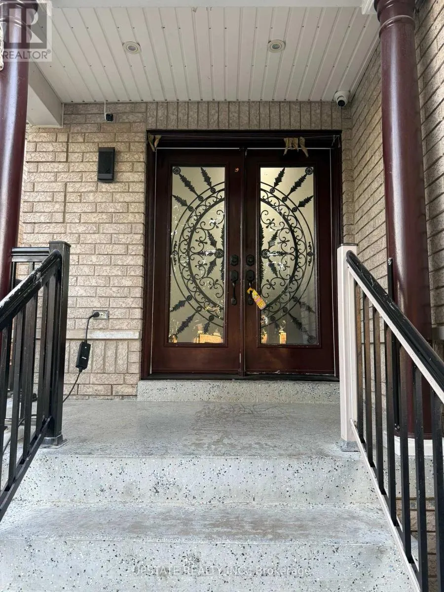 52 SWEET CLOVER CRESCENT N