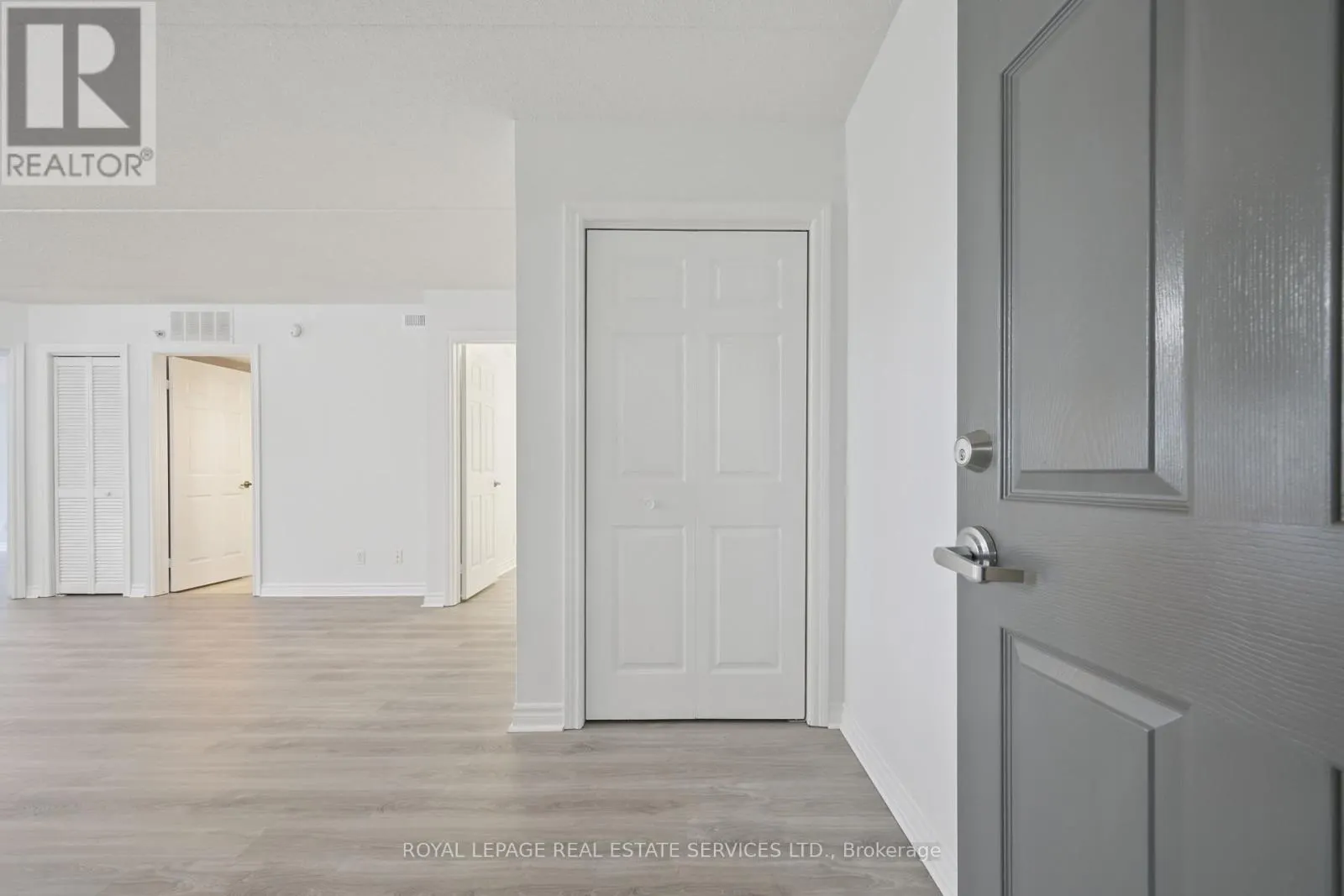 207 - 1450 BISHOPS GATE