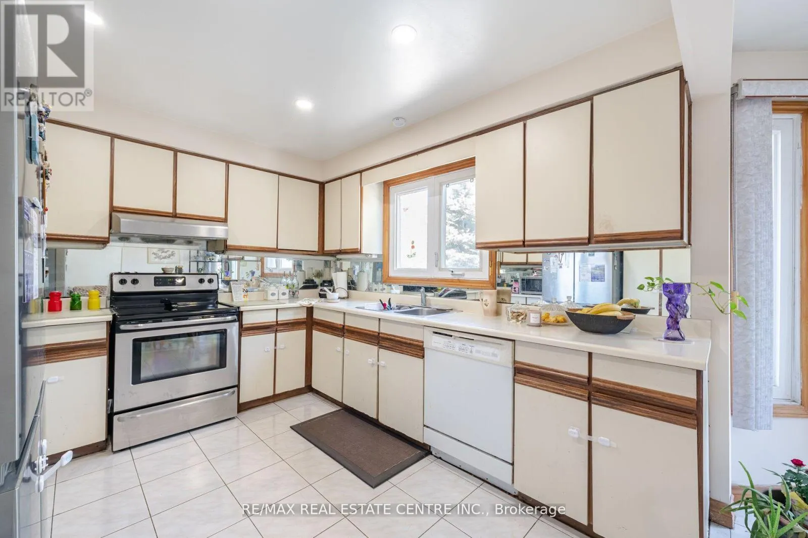 262 BOXMOOR PLACE