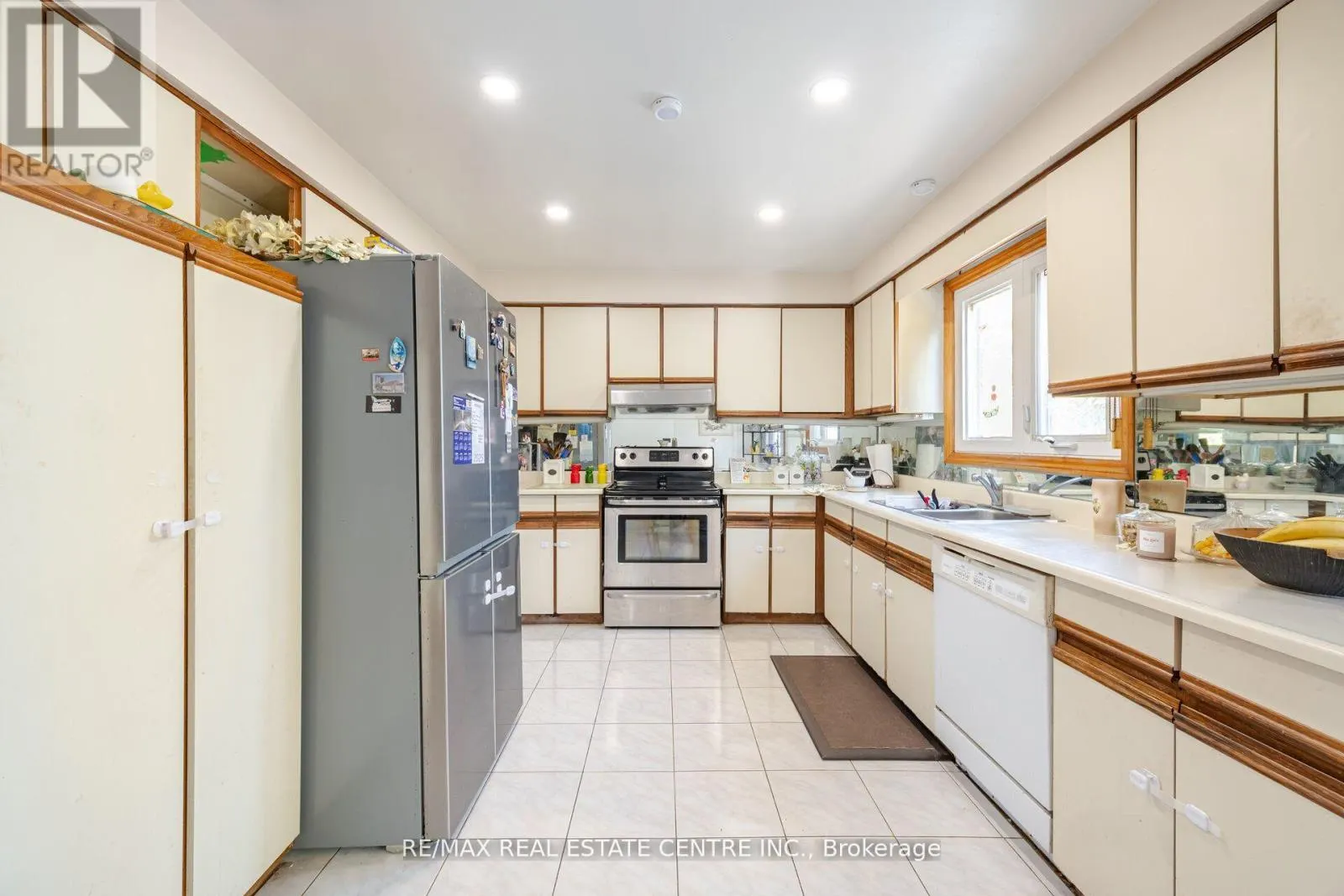 262 BOXMOOR PLACE