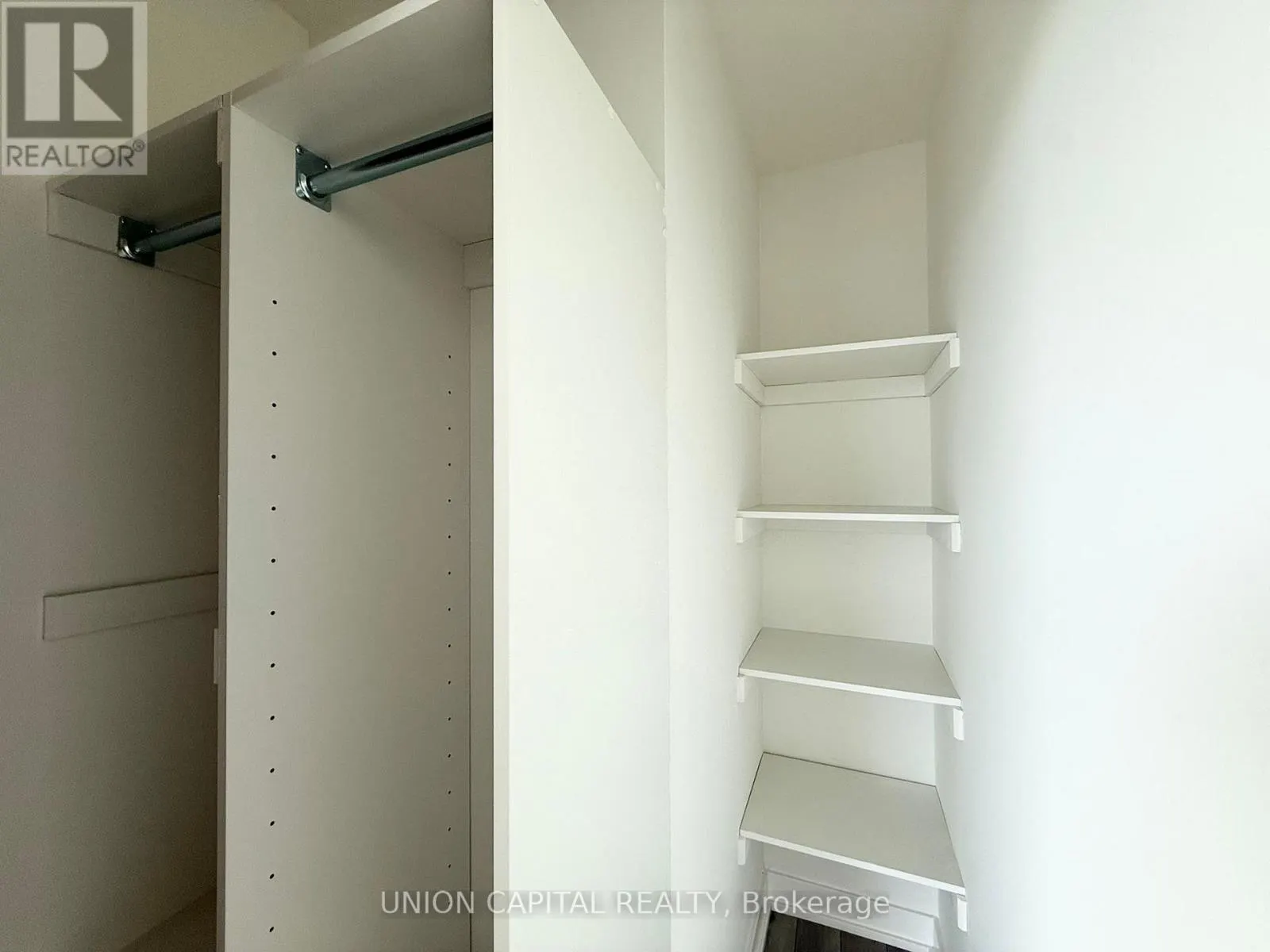 1602 - 3079 TRAFALGAR ROAD