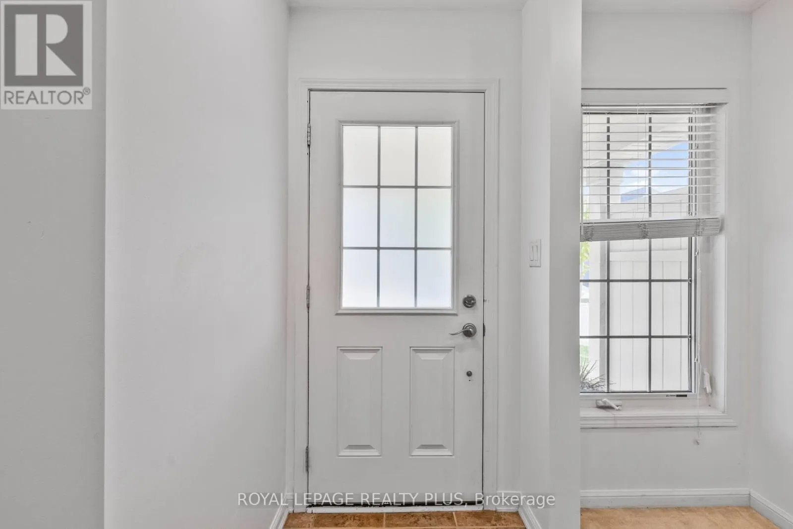 567 SPEYER CIRCLE