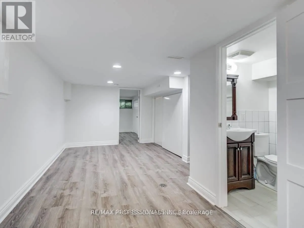 41 SELLERS AVENUE