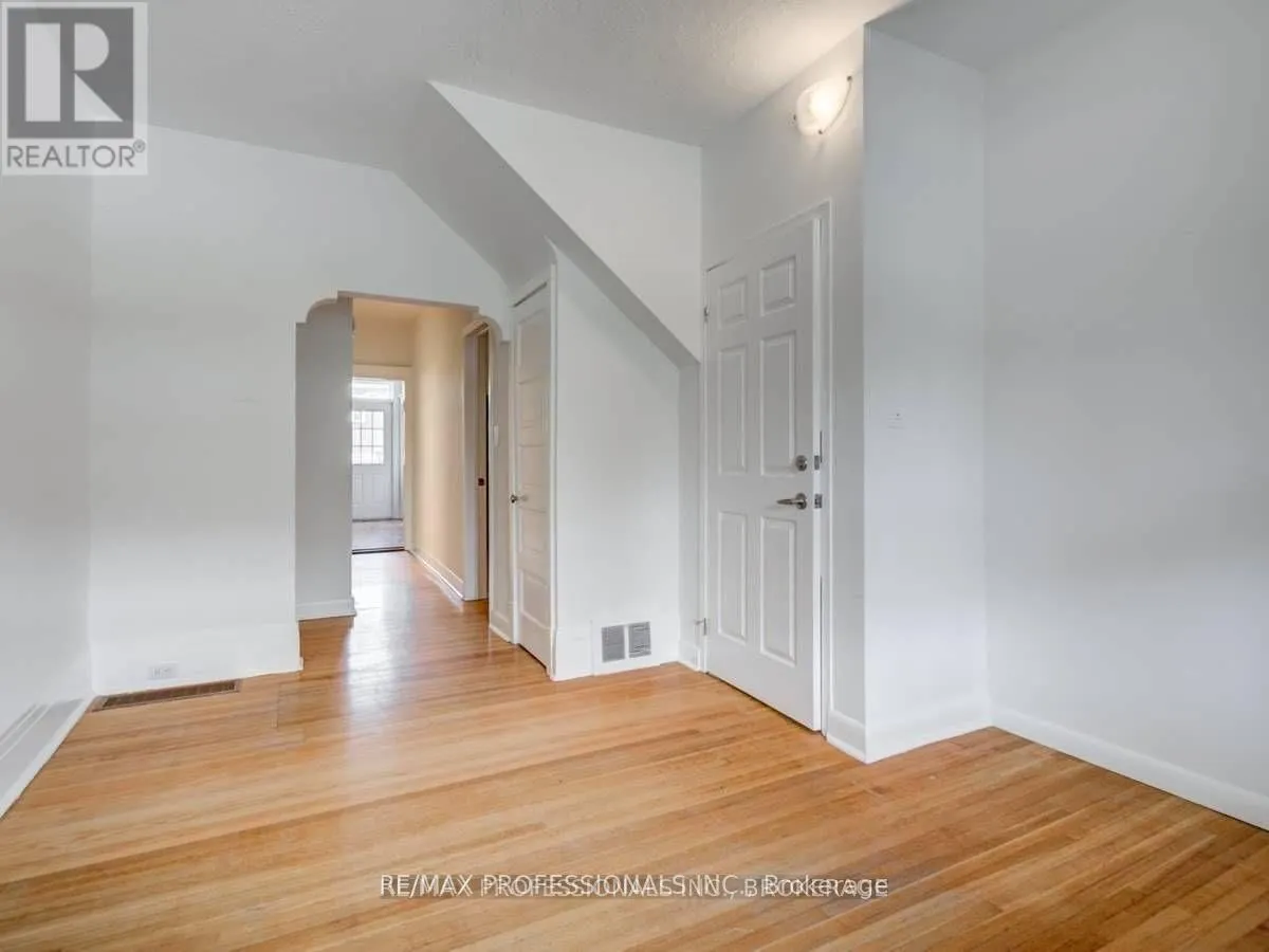 41 SELLERS AVENUE