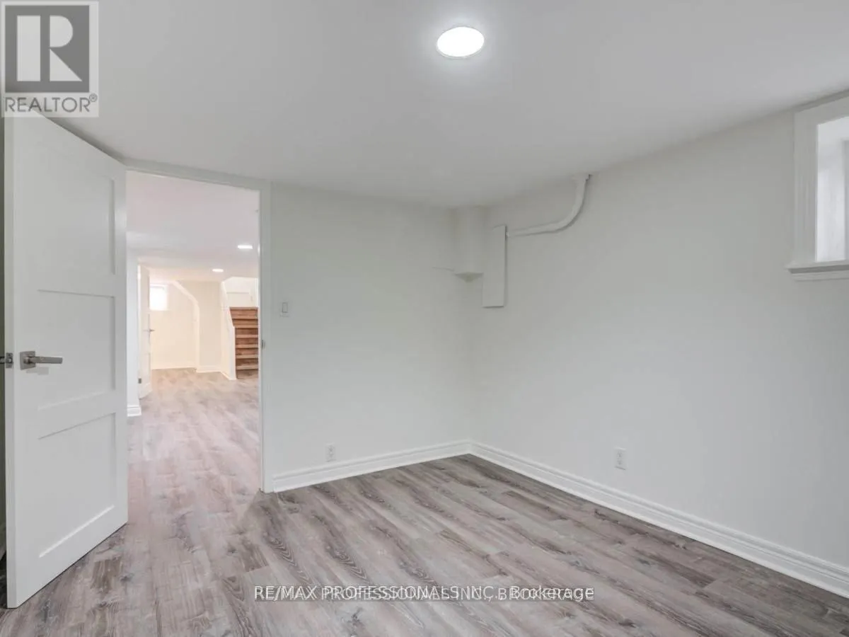 41 SELLERS AVENUE