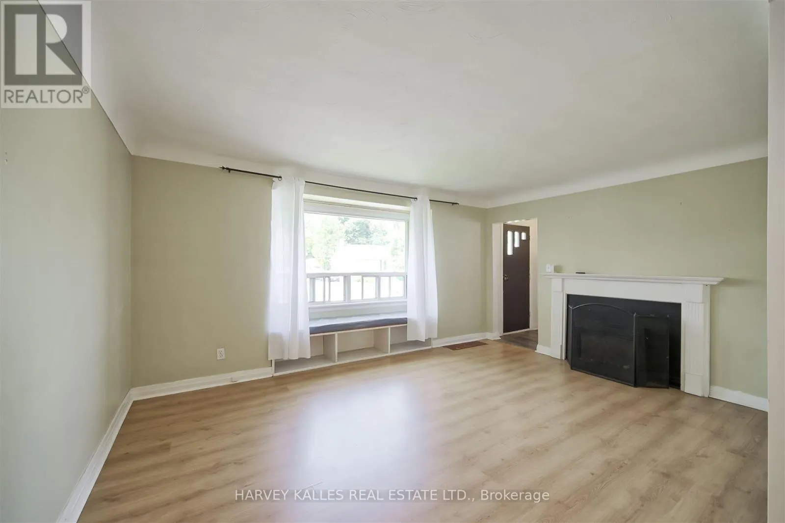 247 JENNINGS CRESCENT