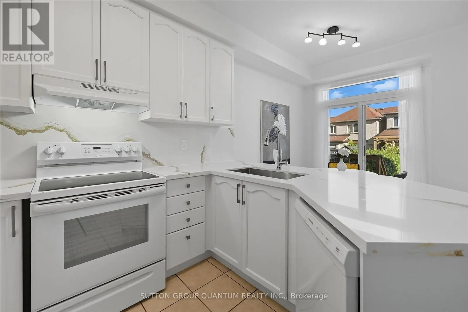 3392 WHILABOUT TERRACE