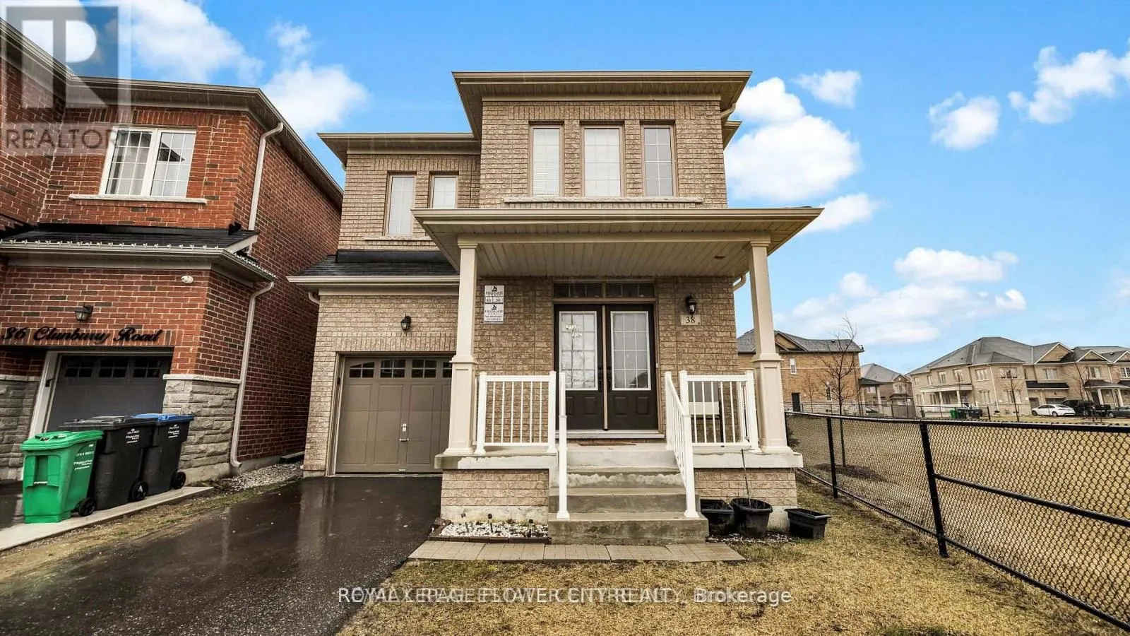38 CLUNBURRY ROAD