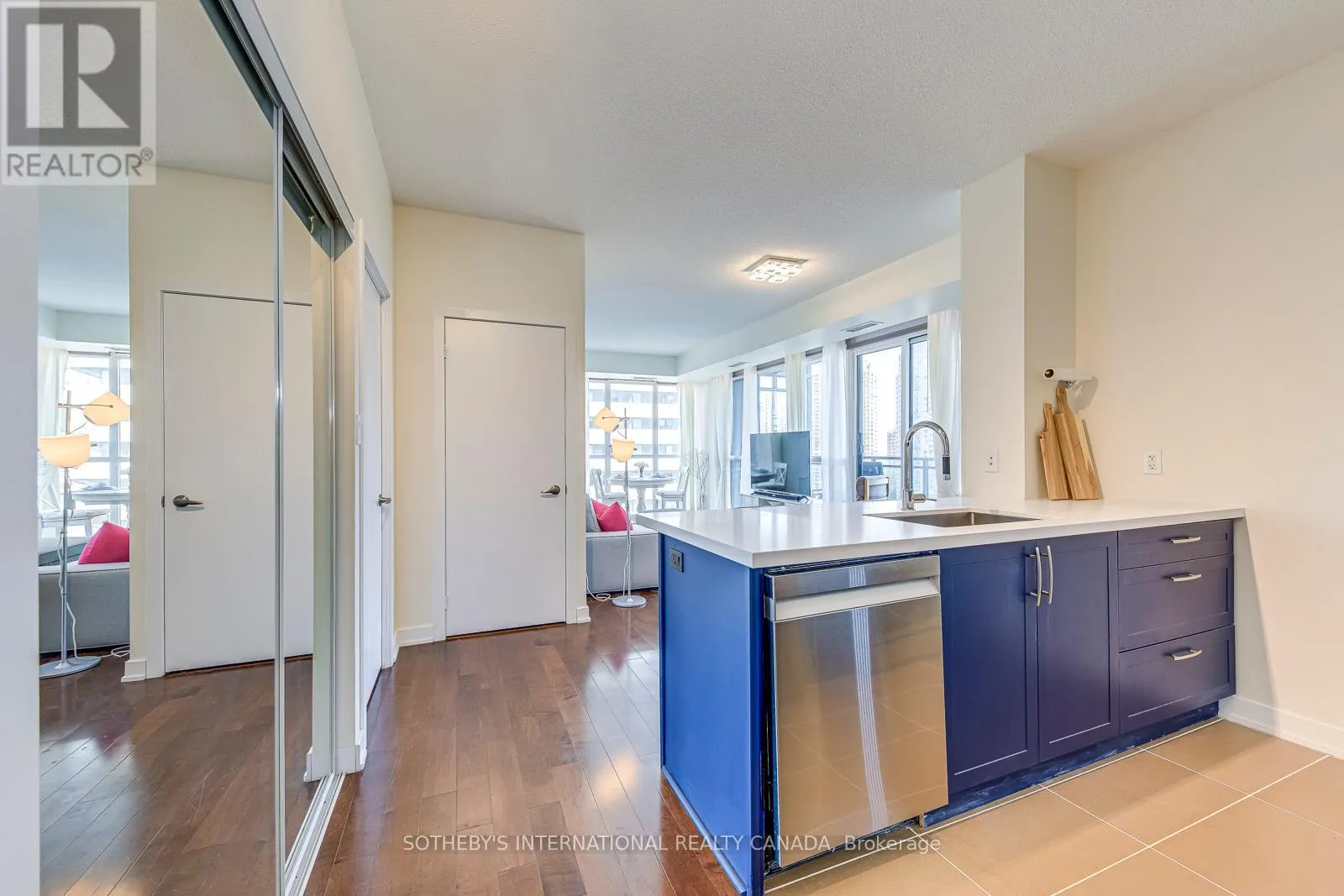 1202 - 4070 CONFEDERATION PARKWAY