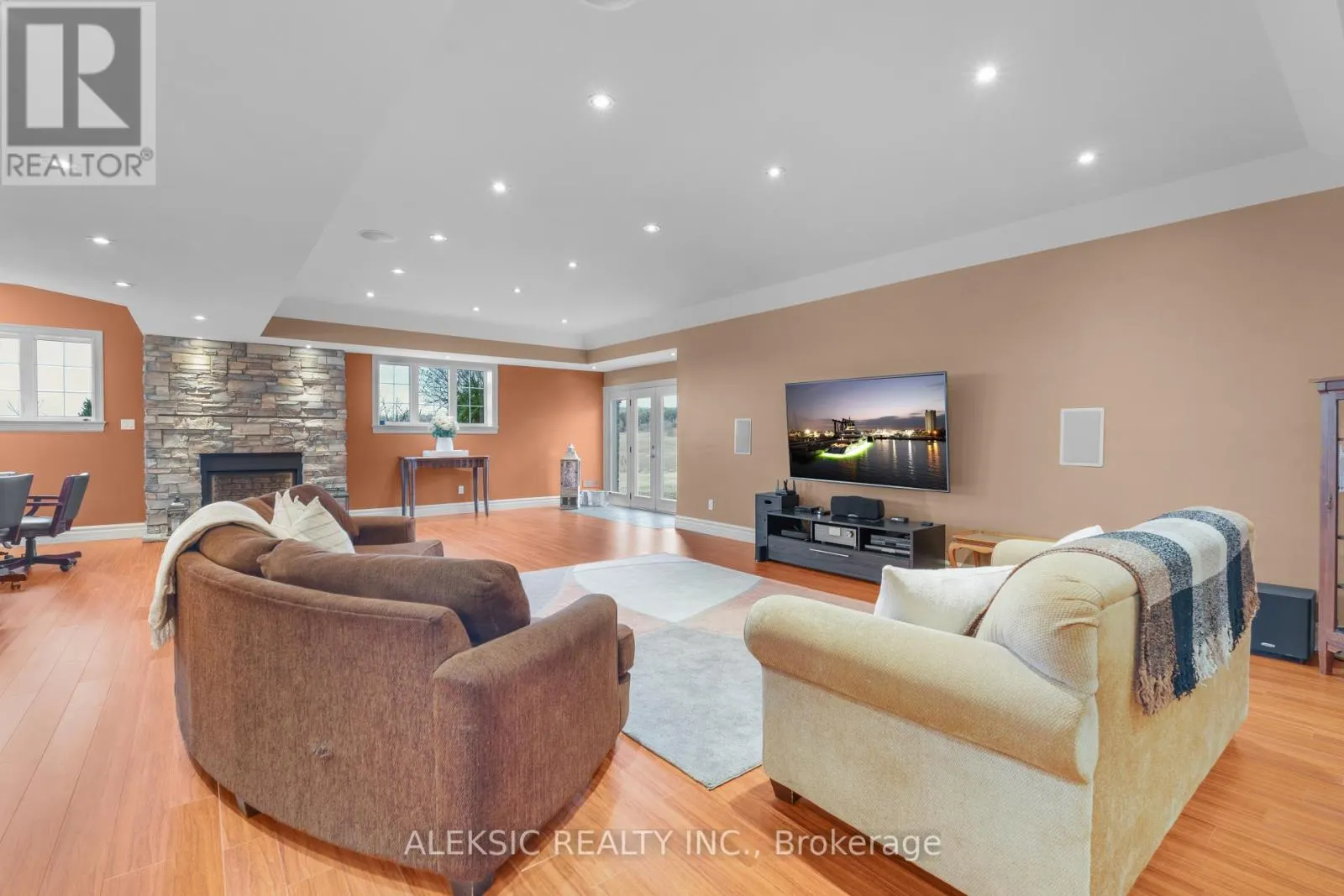 9797 HUNSDEN SIDE ROAD