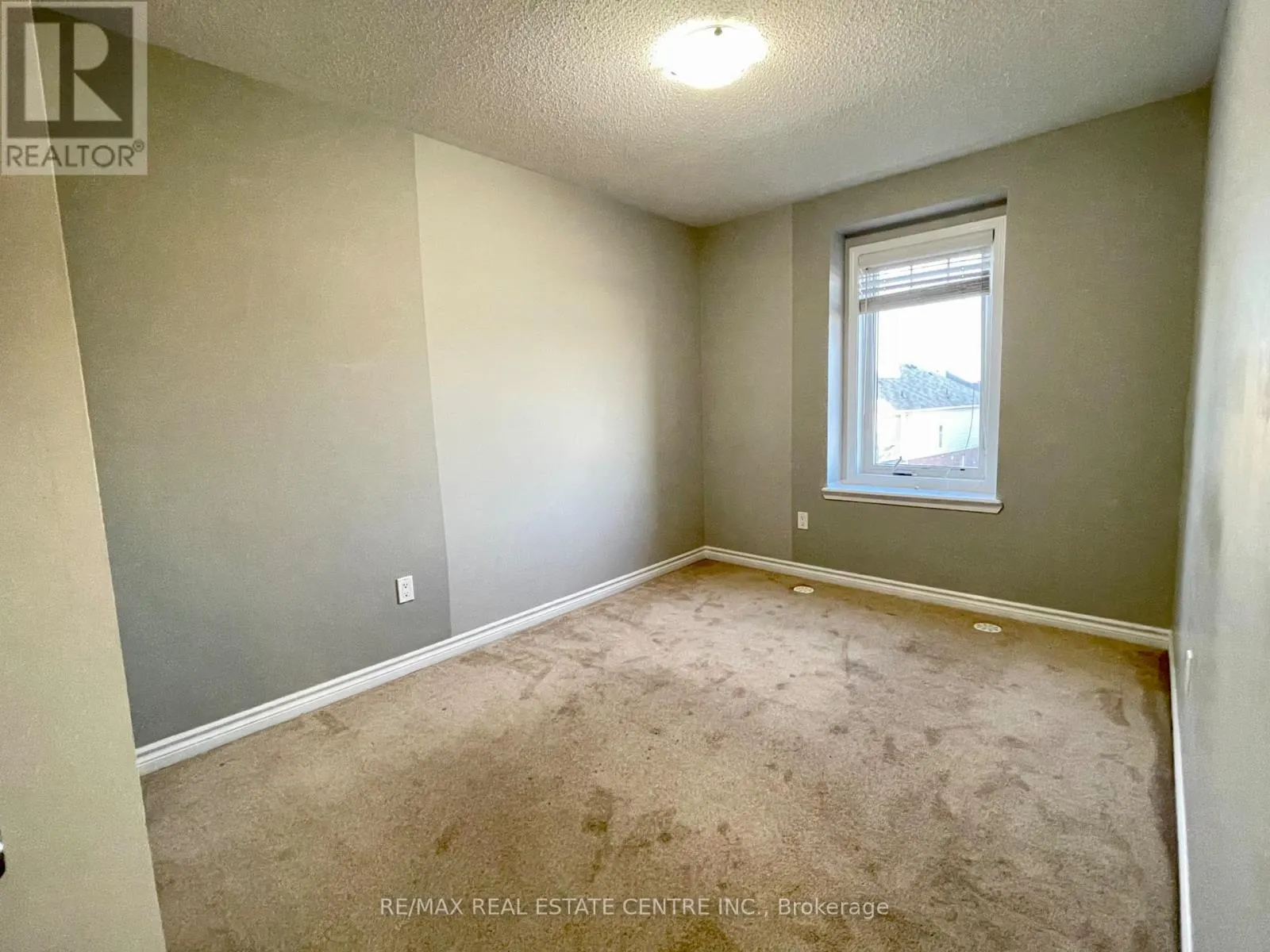 14 QUILLBERRY CLOSE