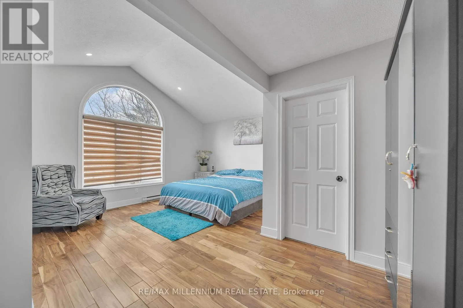 3 DAYBREAK LANE