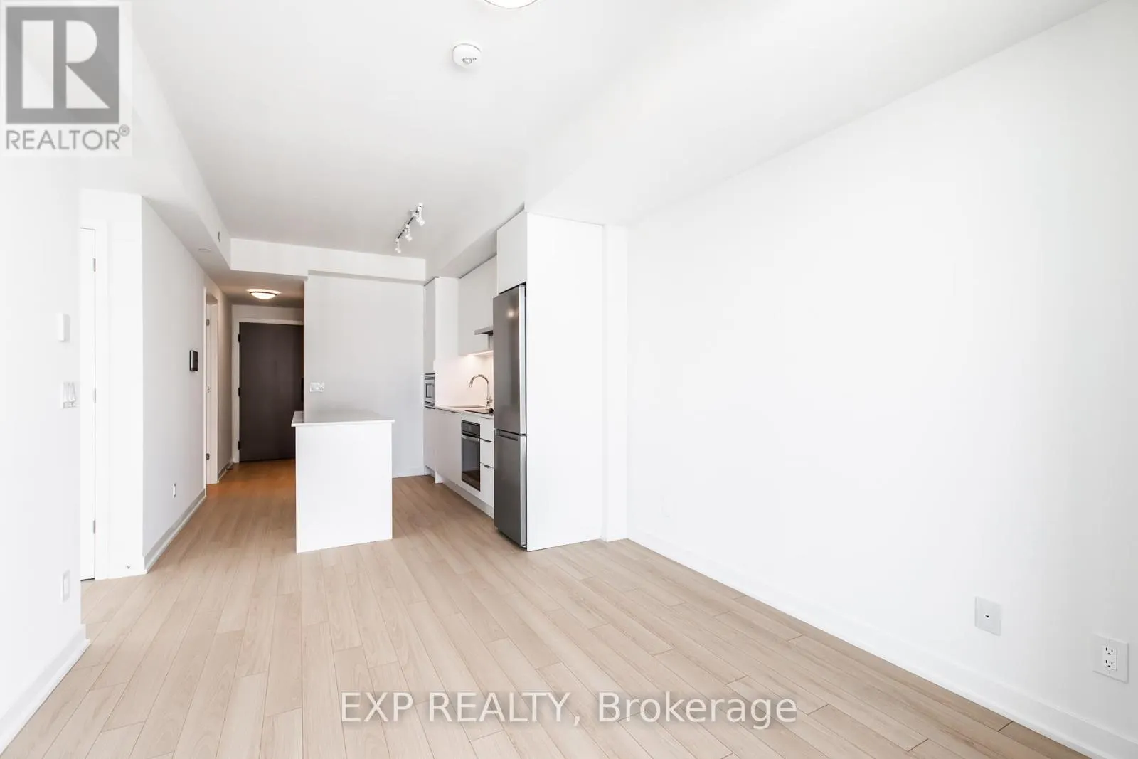 1307 - 3079 TRAFALGAR ROAD