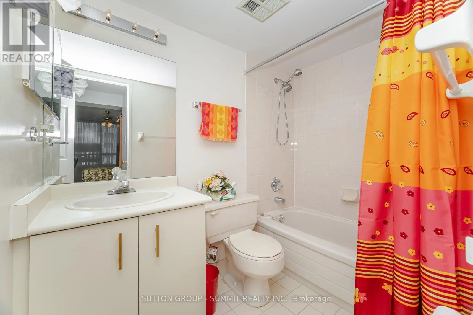 1608 - 330 RATHBURN ROAD W
