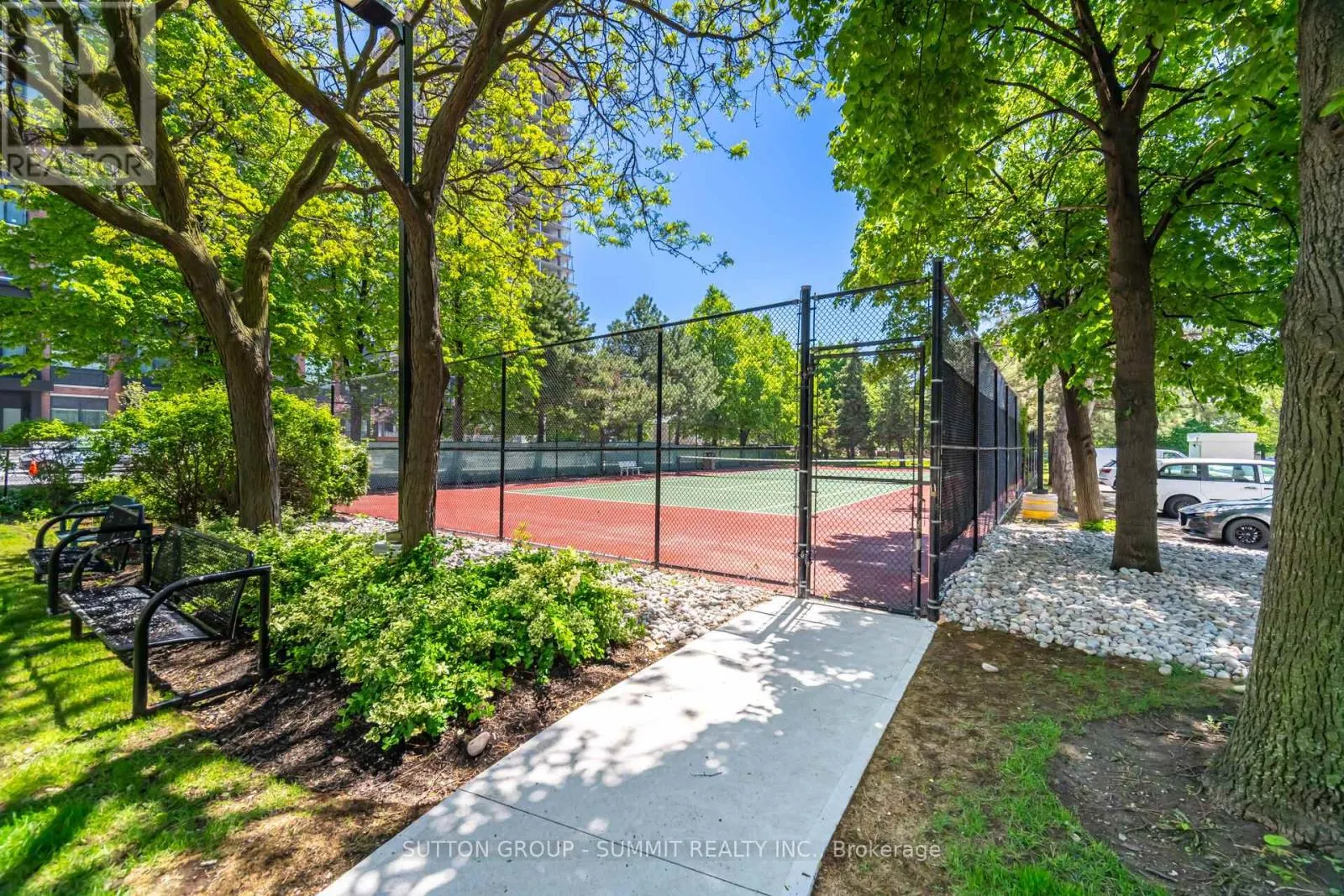 1608 - 330 RATHBURN ROAD W
