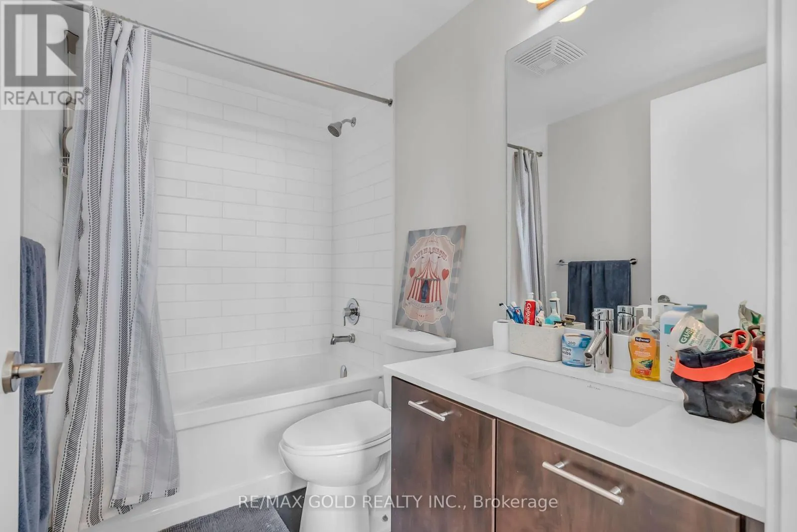 806 - 2212 LAKE SHORE BOULEVARD W