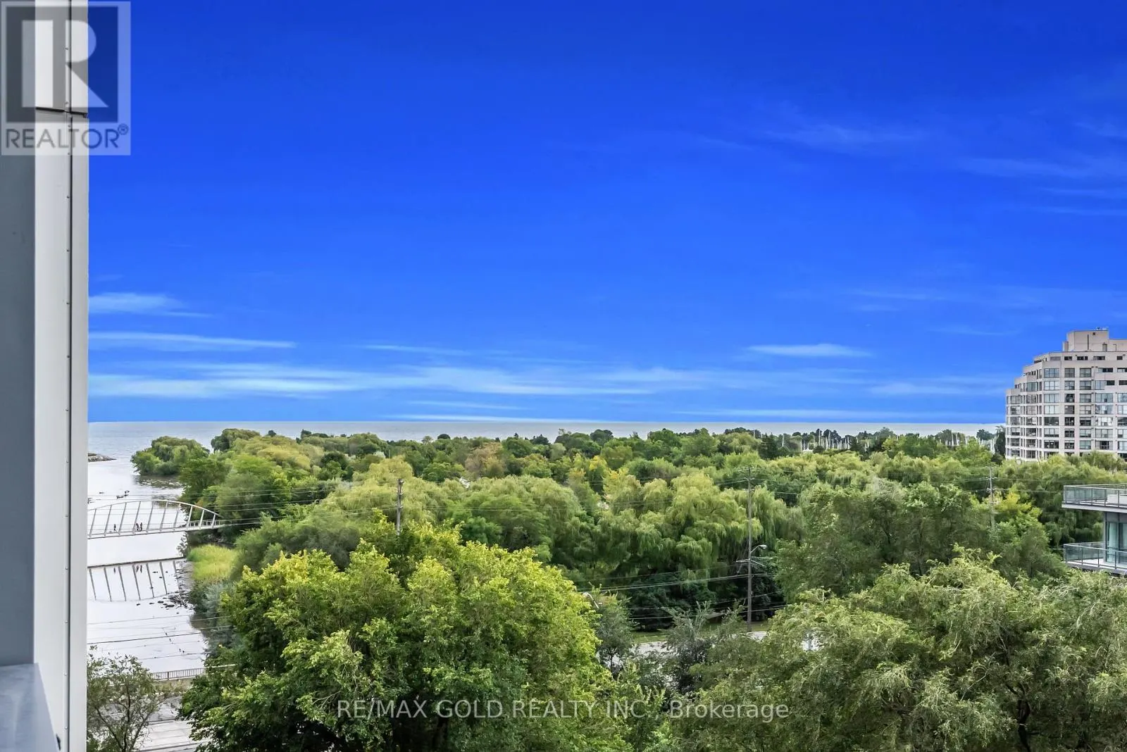 806 - 2212 LAKE SHORE BOULEVARD W