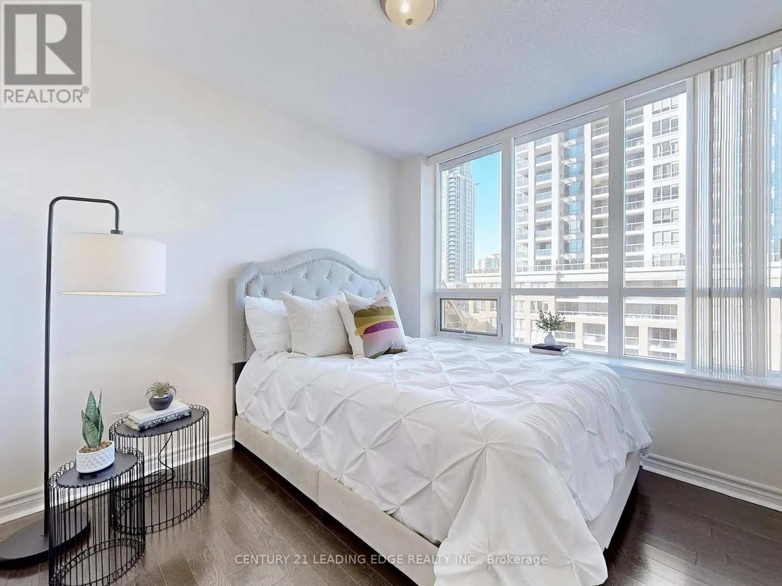 710 - 4080 LIVING ARTS DRIVE