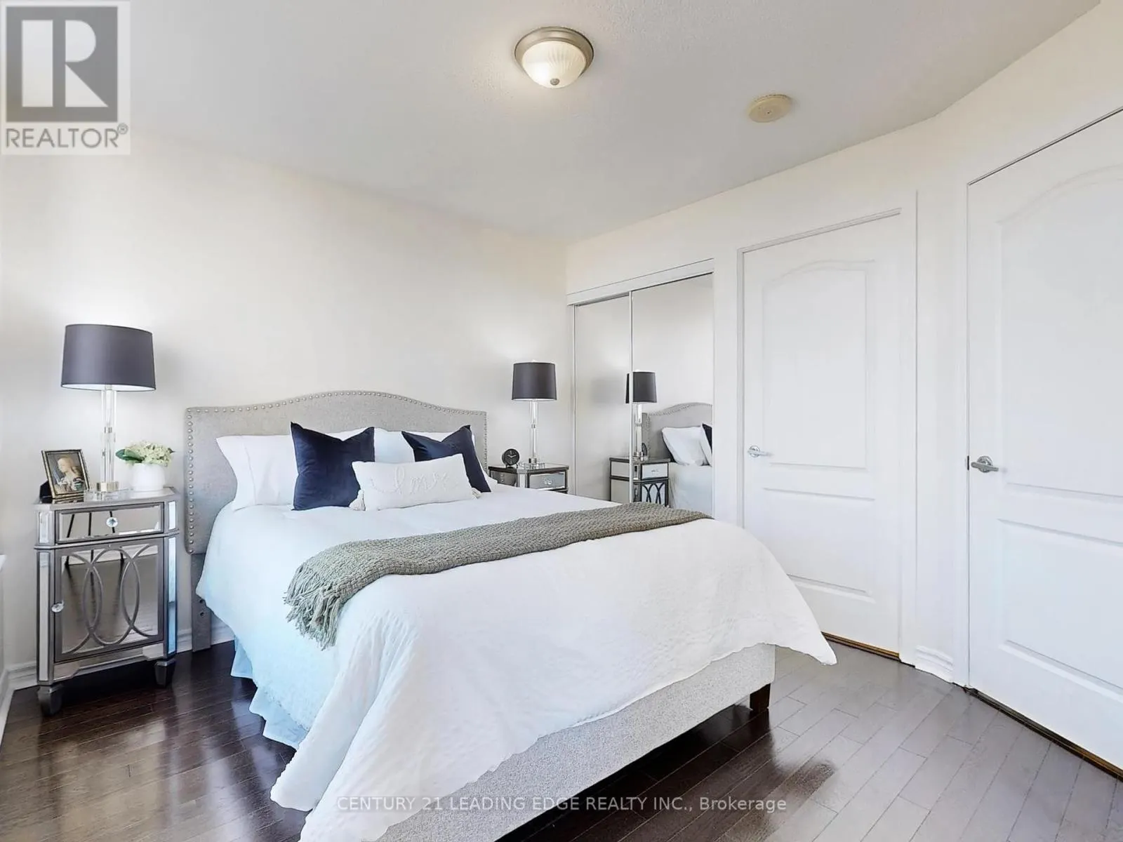 710 - 4080 LIVING ARTS DRIVE