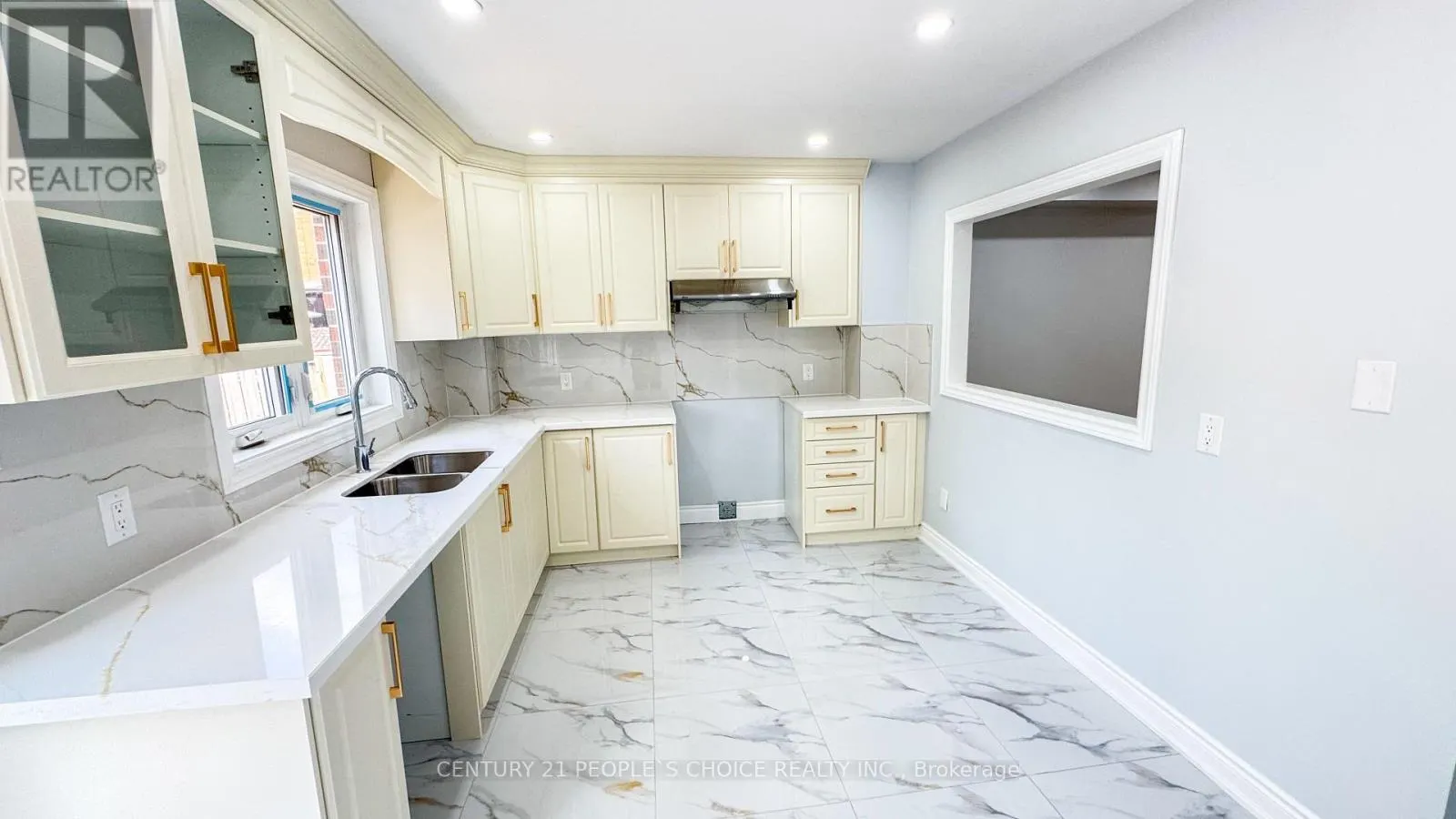 3292 BOBWHITE MEWS