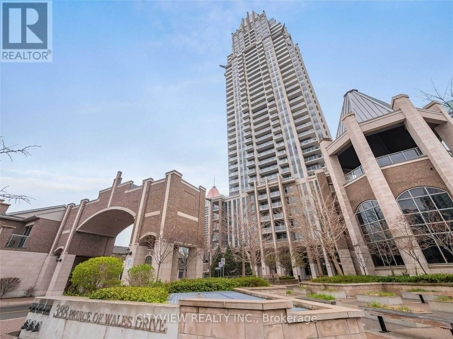 1805 - 388 PRINCE OF WALES DRIVE
