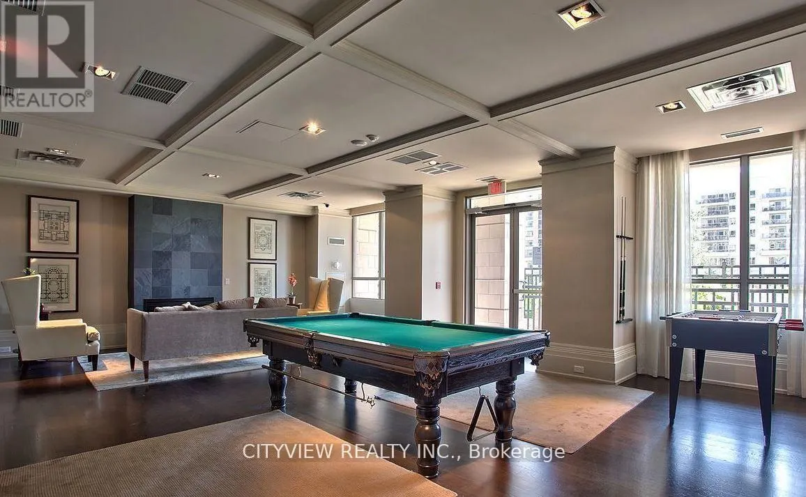 1805 - 388 PRINCE OF WALES DRIVE
